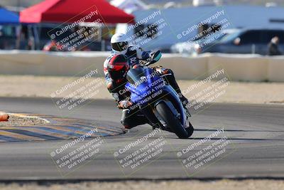 media/Dec-18-2022-SoCal Trackdays (Sun) [[8099a50955]]/Turn 2 (950am)/